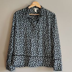 Mandarin collar flower-print blouse, peplum-like bottom